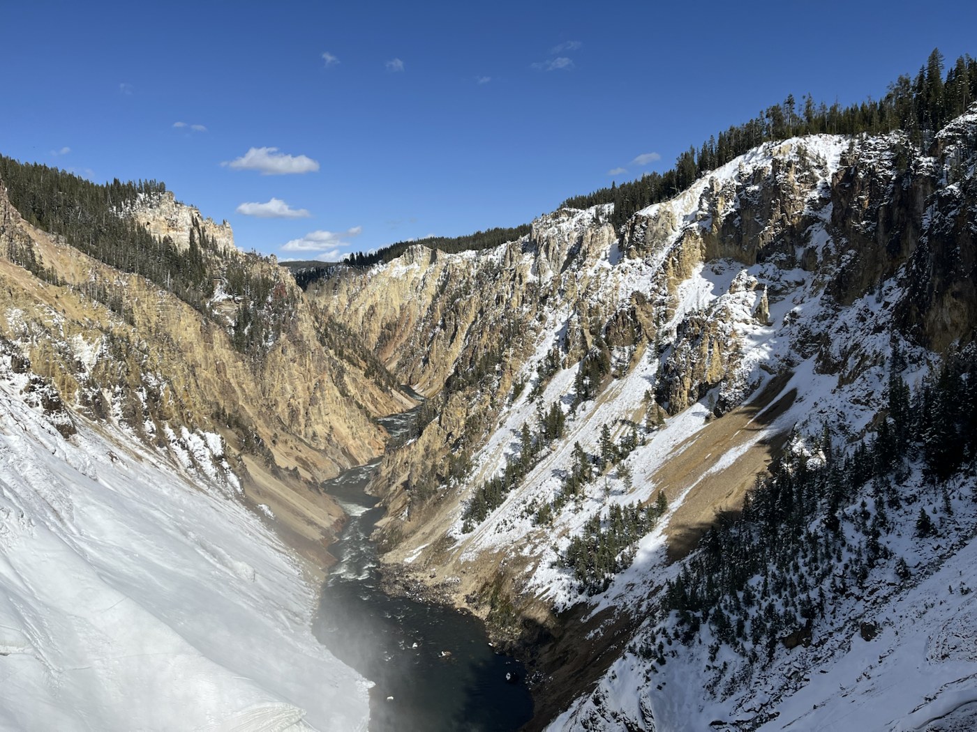 Yellowstone canyon landscape with snow